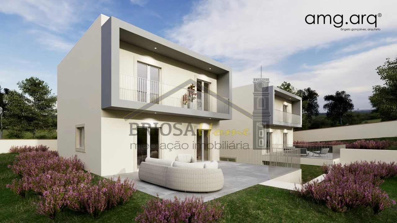 Moradia T4 para Venda em Santa Clara e Castelo Viegas Foto 4