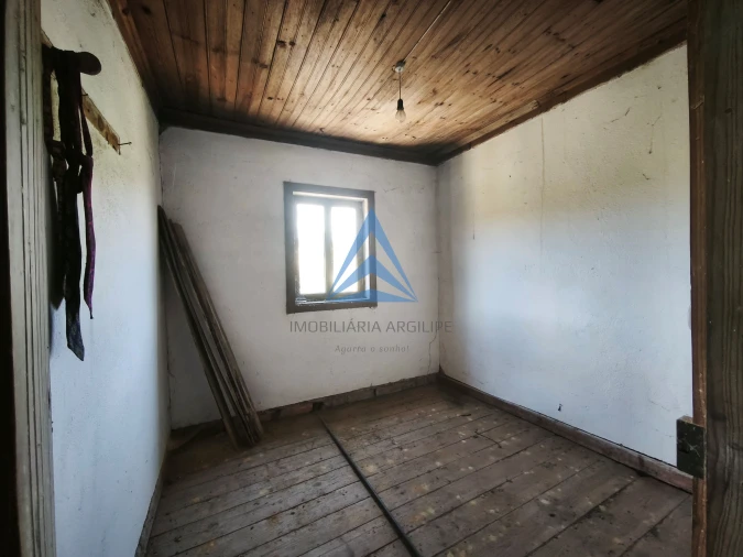 Moradia T4 para Venda em Abiul Foto 12