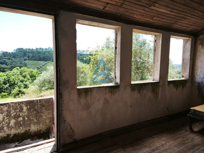 Moradia T4 para Venda em Abiul Foto 10