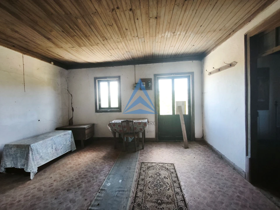 Moradia T4 para Venda em Abiul Foto 14