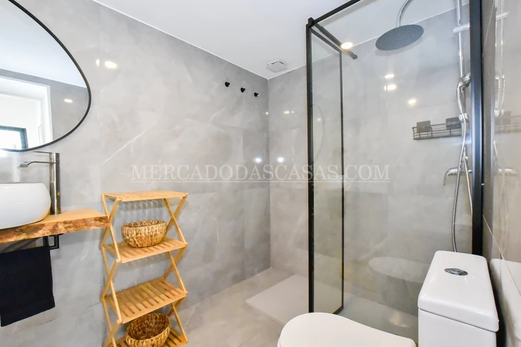 Moradia T4 para Venda em Anta e Guetim Foto 17