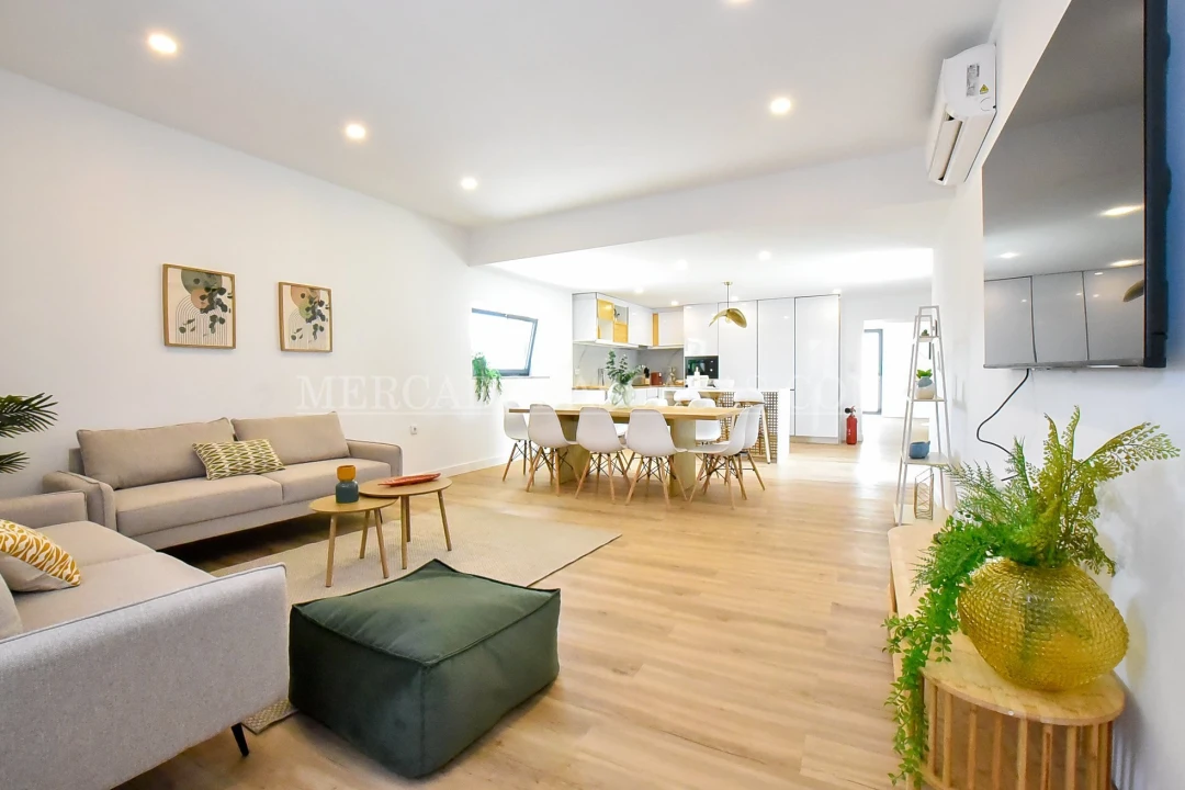 Moradia T4 para Venda em Anta e Guetim Foto 1