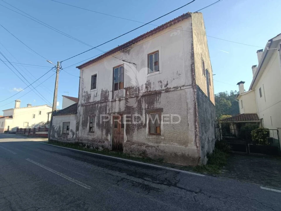 Moradia T6 para Venda em Urqueira Foto 3