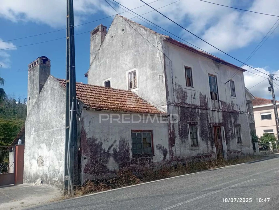 Moradia T6 para Venda em Urqueira Foto 1