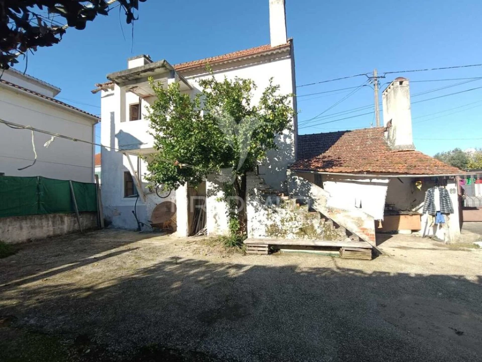 Moradia T6 para Venda em Urqueira Foto 7