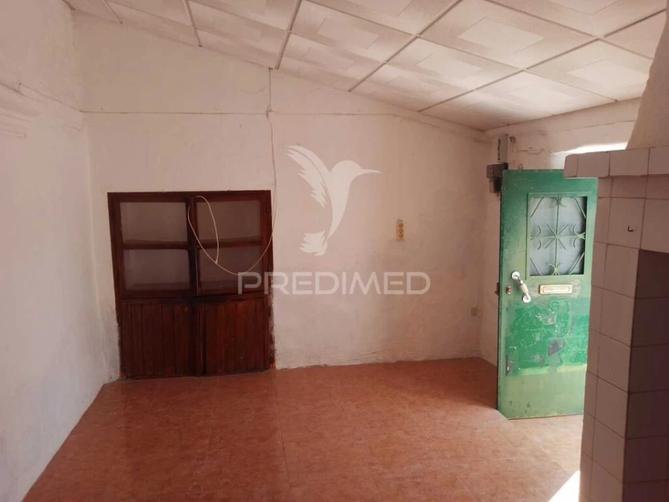 Moradia T2 para Venda em Ciladas Foto 9