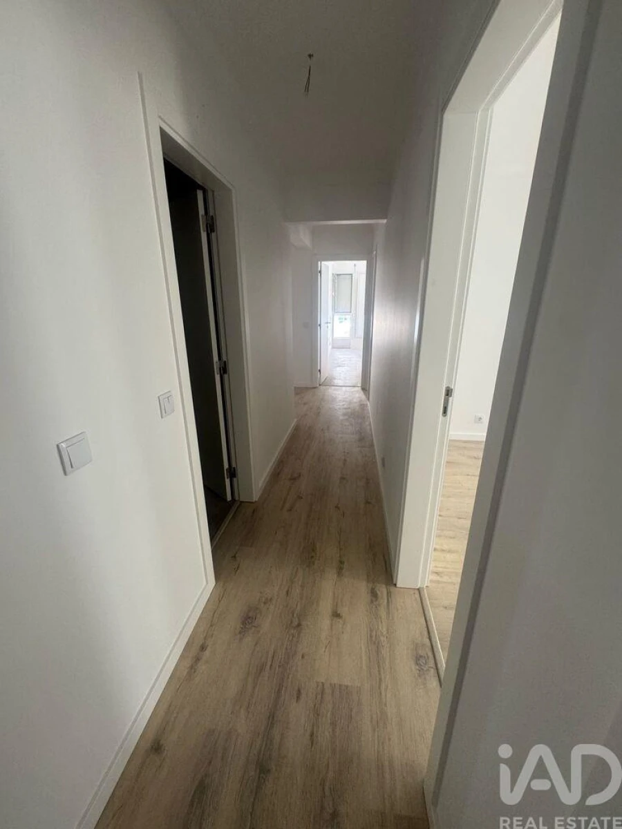 Apartamento T4 para Venda em Aljubarrota Foto 19