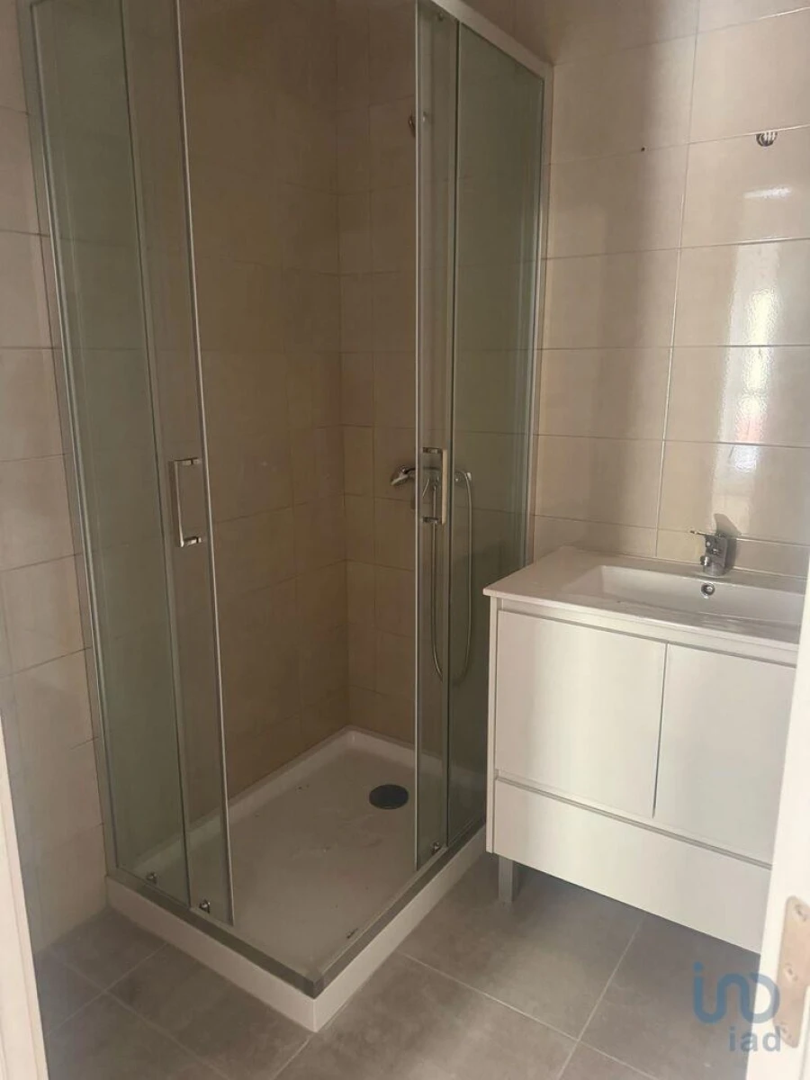 Apartamento T4 para Venda em Aljubarrota Foto 8