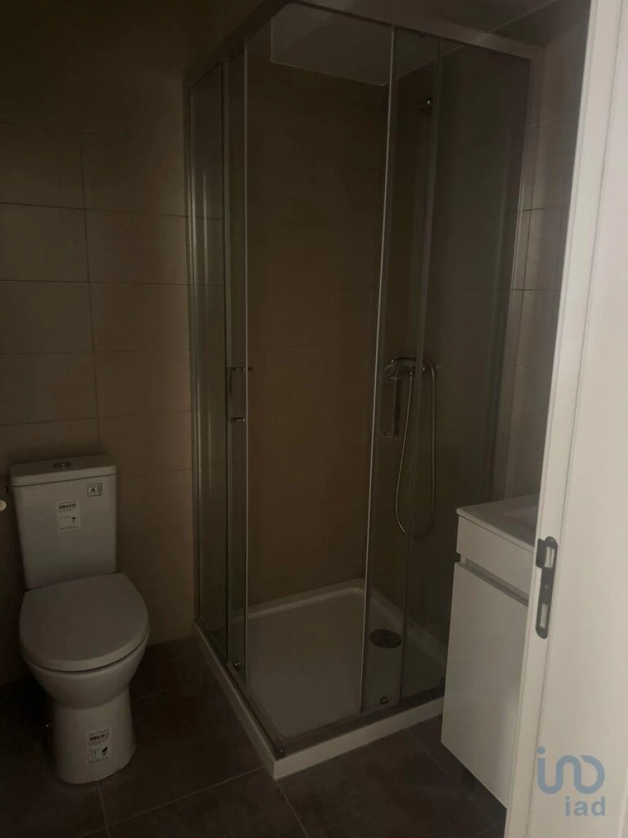 Apartamento T4 para Venda em Aljubarrota Foto 7