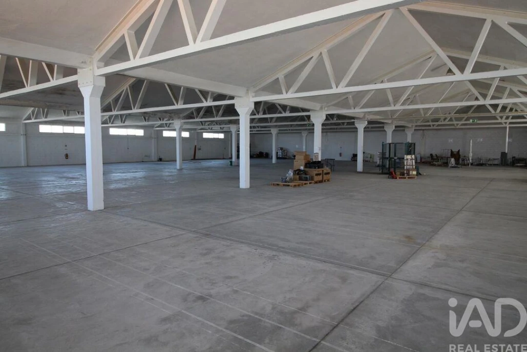 Armazém para Venda em Beja (Salvador e Santa Maria da Feira) Foto 22