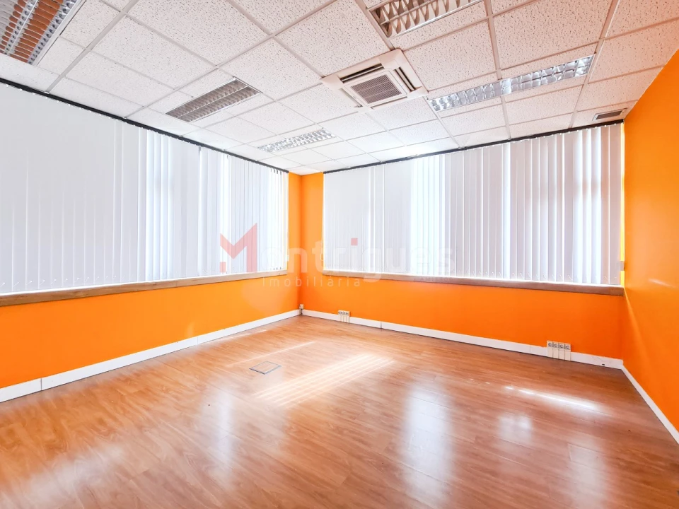 Escritório para Venda em Alfragide Foto 13