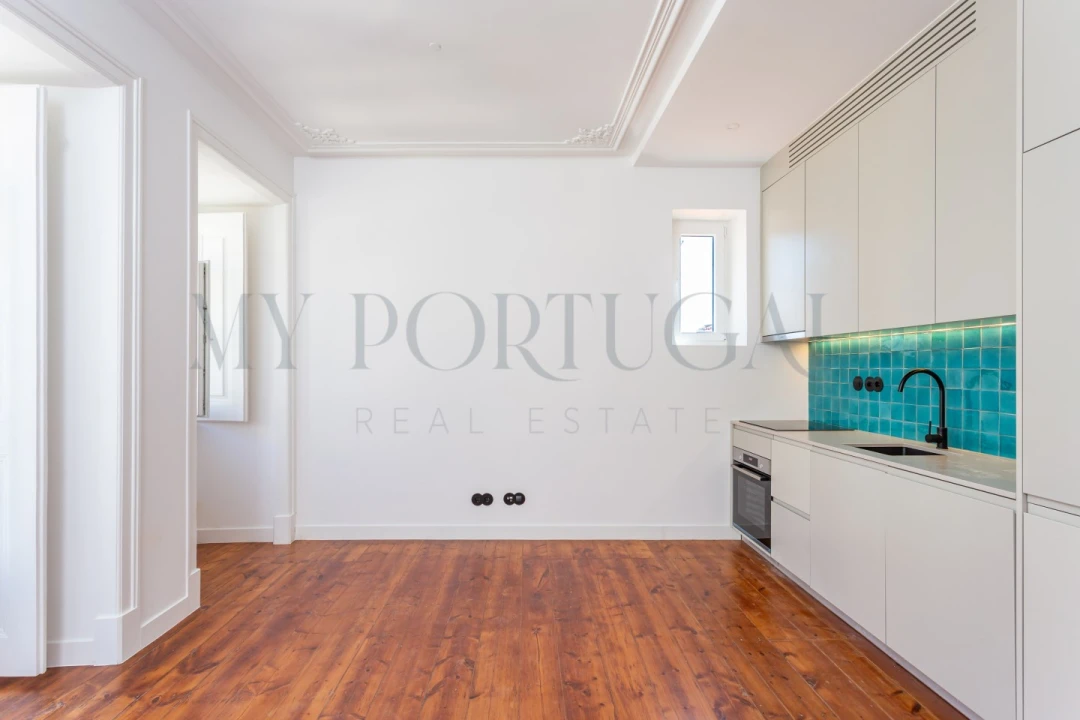Apartamento T2 para Venda em Santa Maria Maior Foto 2