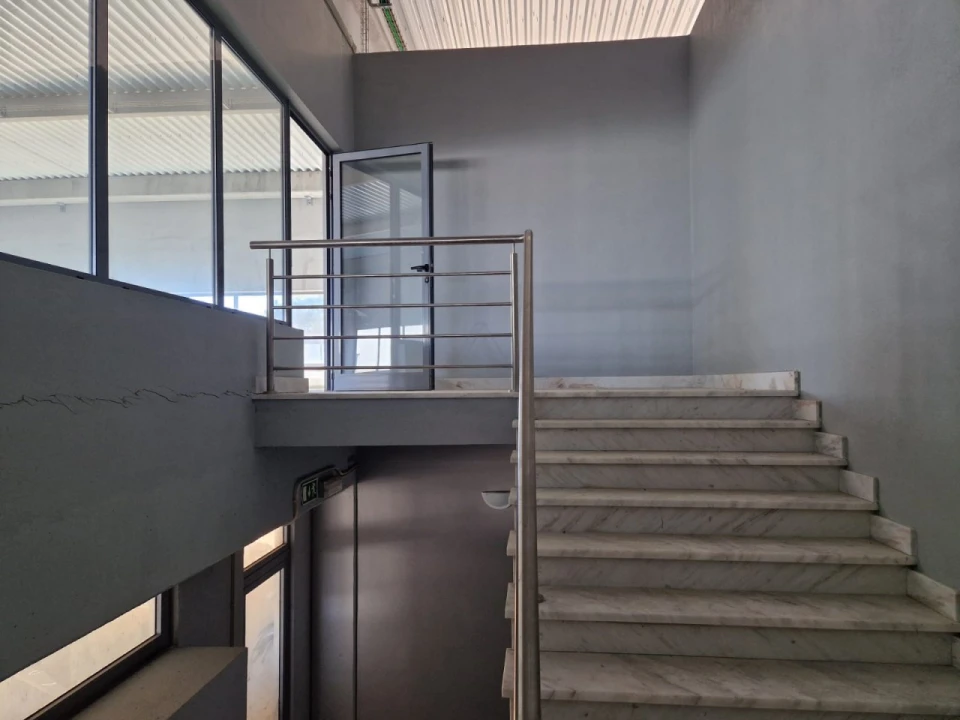 Armazém para Arrendamento em Alhos Vedros Foto 7