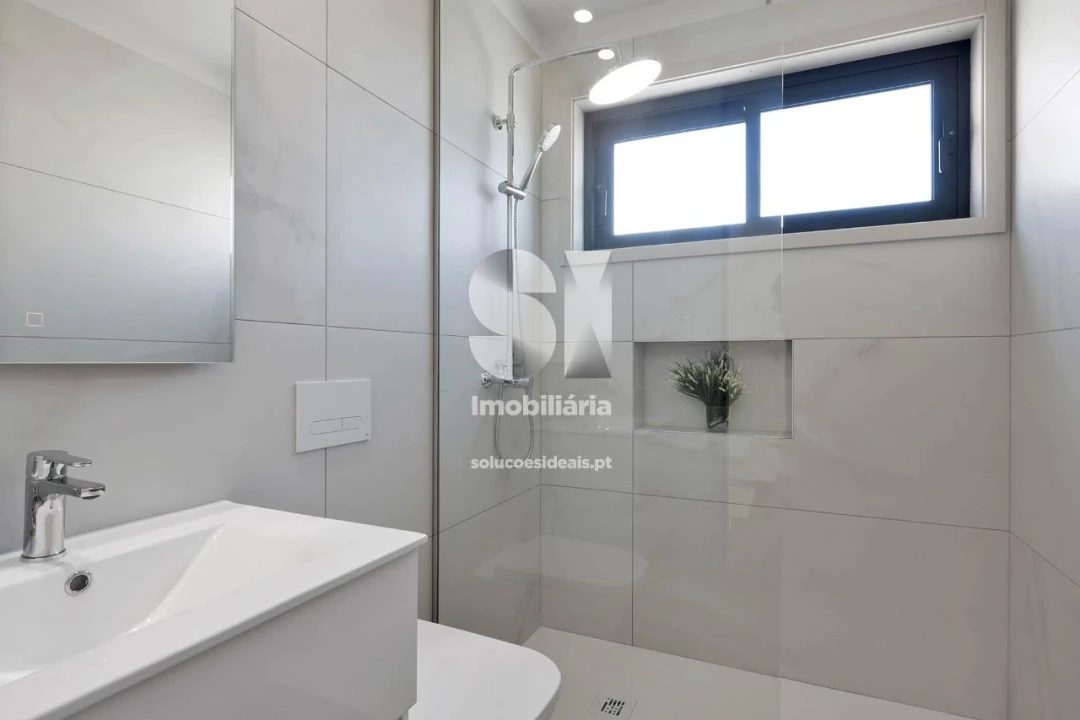 Moradia T4 para Venda em Aver-O-Mar, Amorim e Terroso Foto 17