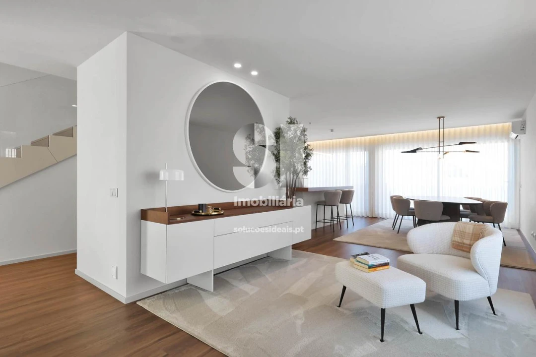 Moradia T4 para Venda em Aver-O-Mar, Amorim e Terroso Foto 1