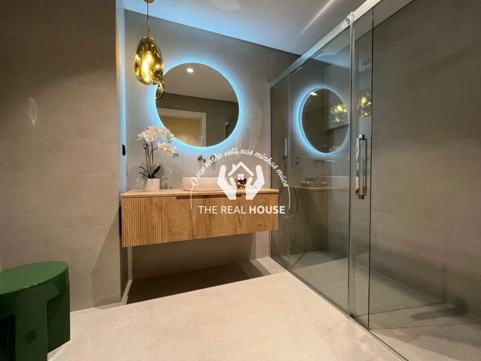 Apartamento T2 para Venda em São Martinho Foto 15