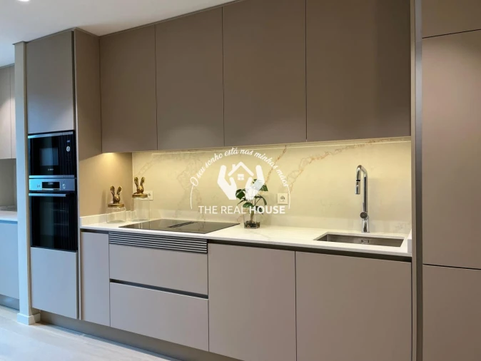Apartamento T2 para Venda em São Martinho Foto 4