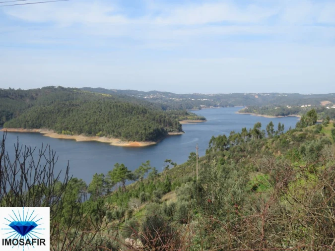 Terreno para Venda em São João Baptista e Santa Maria dos Olivais Foto 4