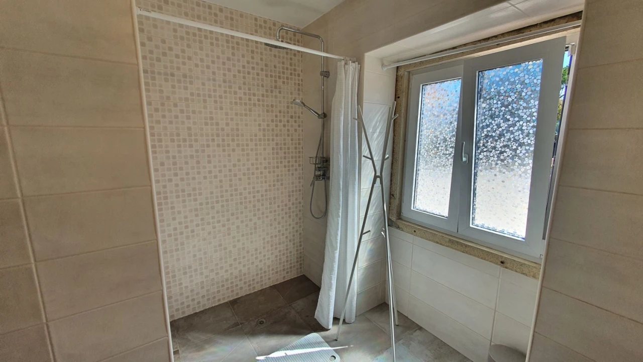 Moradia T6 para Venda em São João Baptista e Santa Maria dos Olivais Foto 20