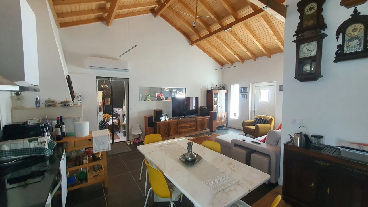 Moradia T6 para Venda em São João Baptista e Santa Maria dos Olivais Foto 48