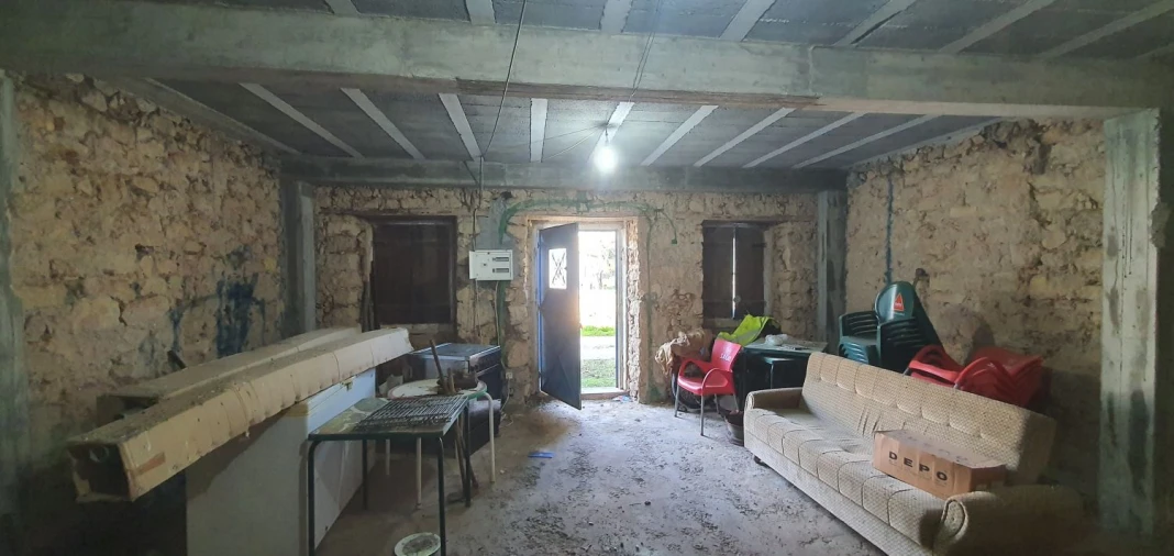 Moradia T2 para Venda em Areias e Pias Foto 60