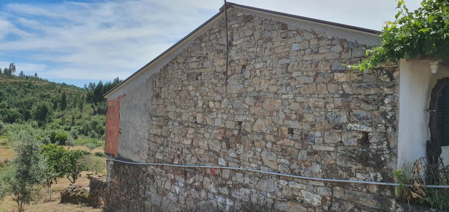 Moradia T2 para Venda em Carvoeiro Foto 4