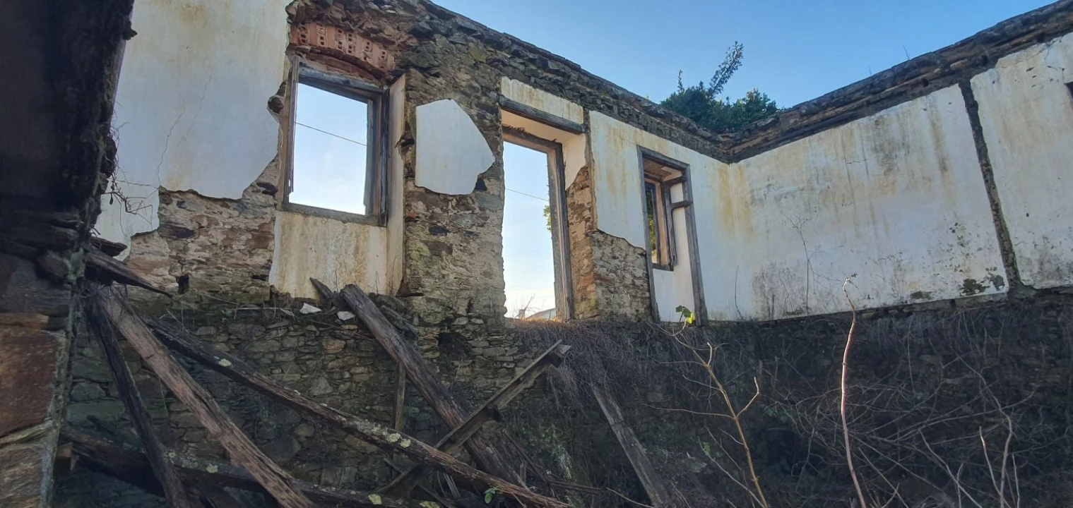 Moradia T5 para Venda em Olalhas Foto 24