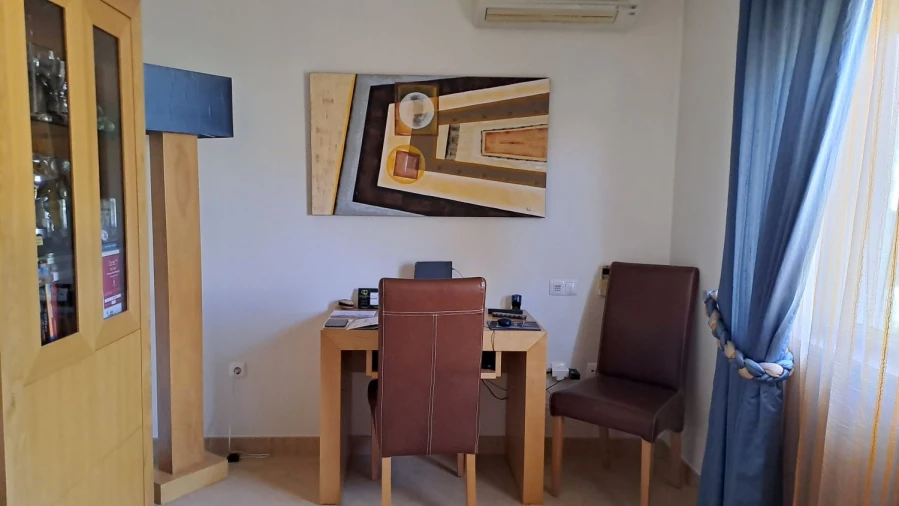 Moradia T4 para Venda em Fernao Ferro Foto 24