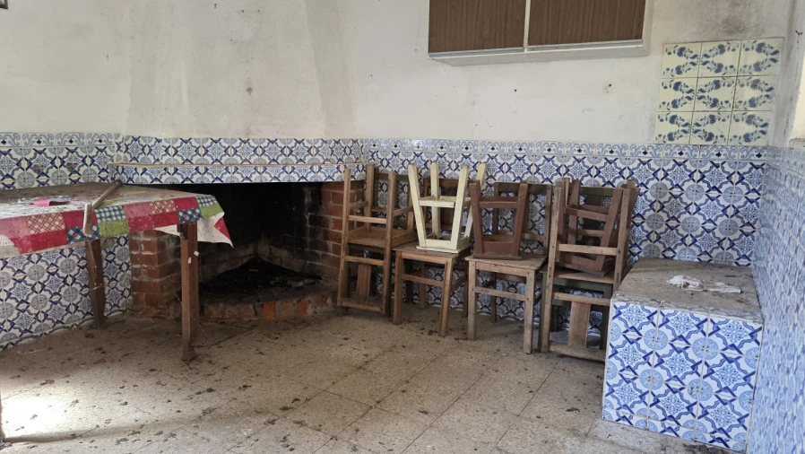 Moradia T2 para Venda em Areias e Pias Foto 13