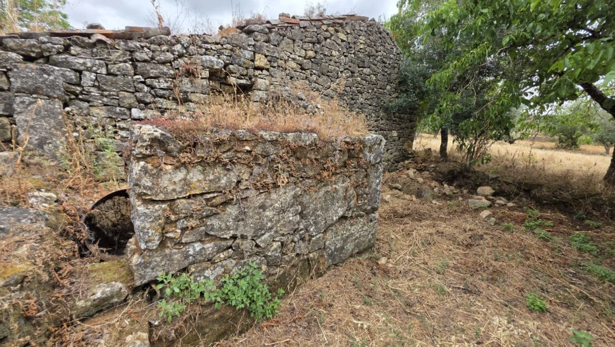 Moradia T2 para Venda em Chãos Foto 23