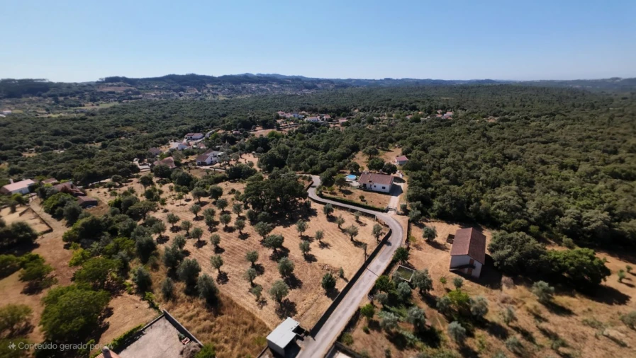 Terreno para Venda em Areias e Pias