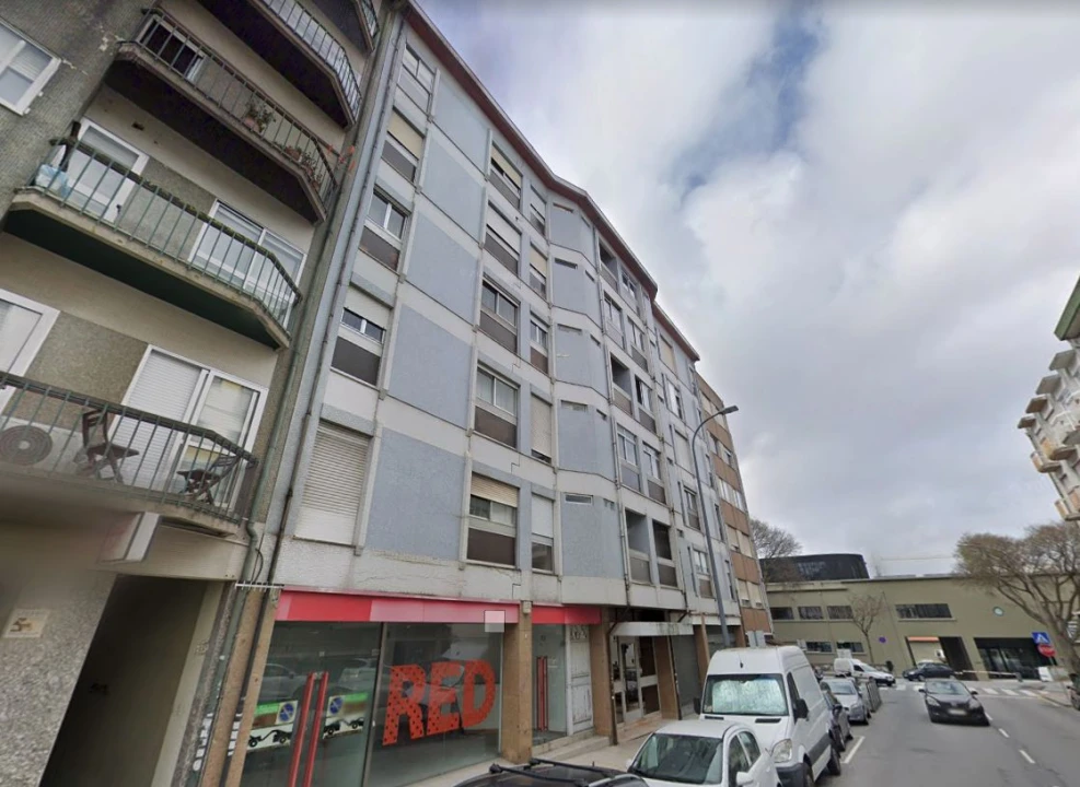 Apartamento T1 para Venda em Paranhos Foto 9