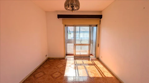 Apartamento T1 para Venda em Paranhos