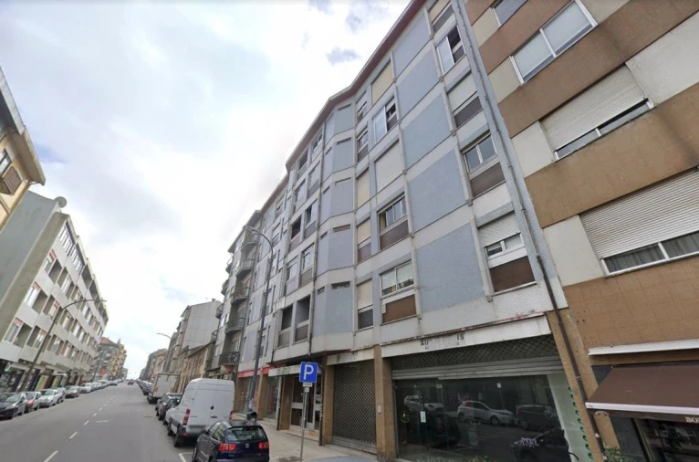 Apartamento T1 para Venda em Paranhos Foto 8