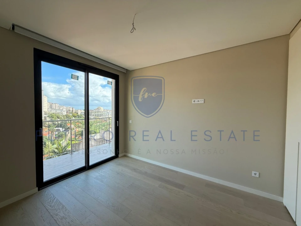 Apartamento T3 para Venda em São Martinho Foto 11