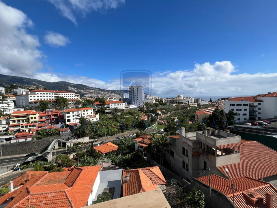 Apartamento T3 para Venda em São Martinho Foto 36