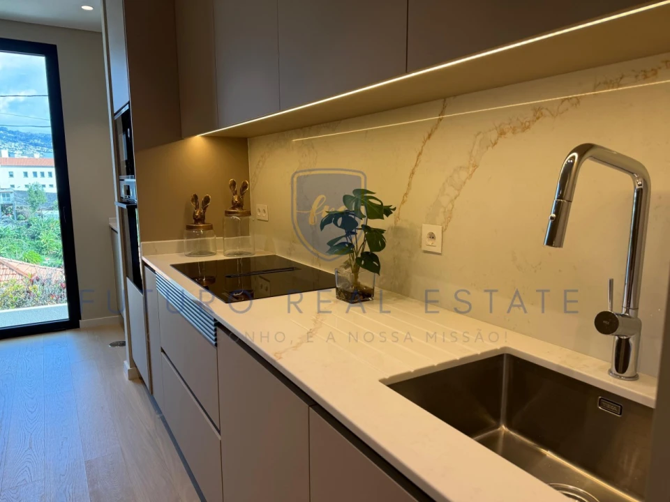 Apartamento T2 para Venda em São Martinho Foto 28