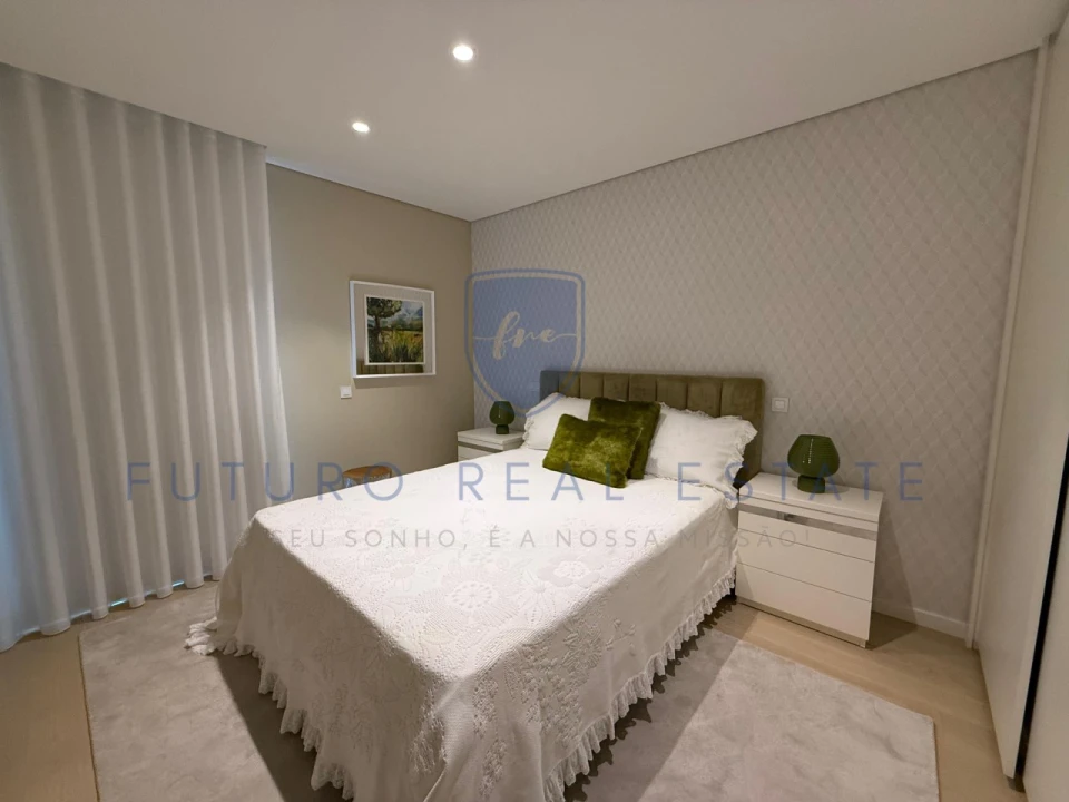 Apartamento T2 para Venda em São Martinho Foto 42