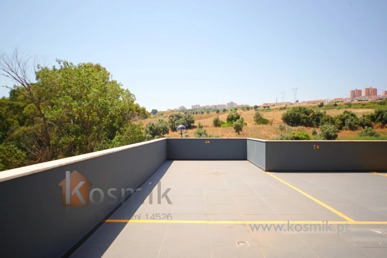 Apartamento T3 para Arrendamento em Póvoa de Santo Adrião e Olival Basto Foto 13