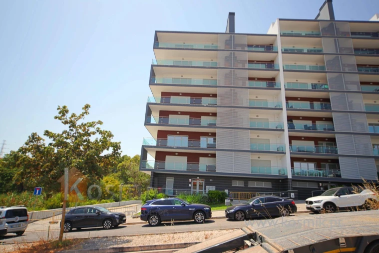 Apartamento T3 para Arrendamento em Póvoa de Santo Adrião e Olival Basto Foto 14