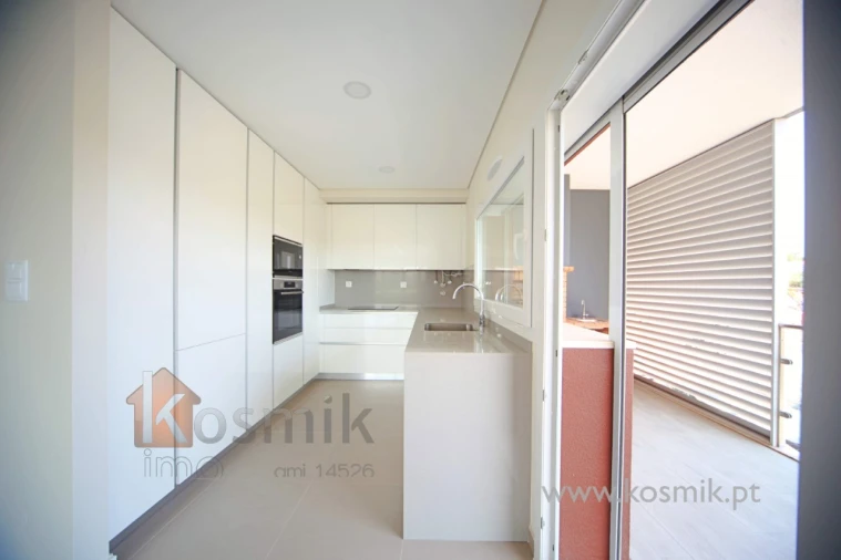 Apartamento T3 para Arrendamento em Póvoa de Santo Adrião e Olival Basto Foto 21