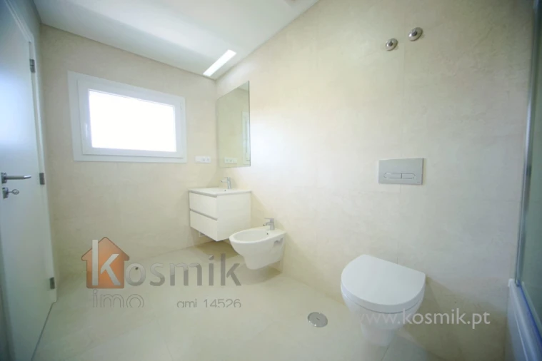 Apartamento T3 para Arrendamento em Póvoa de Santo Adrião e Olival Basto Foto 39