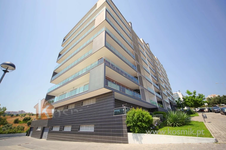 Apartamento T3 para Arrendamento em Póvoa de Santo Adrião e Olival Basto Foto 77