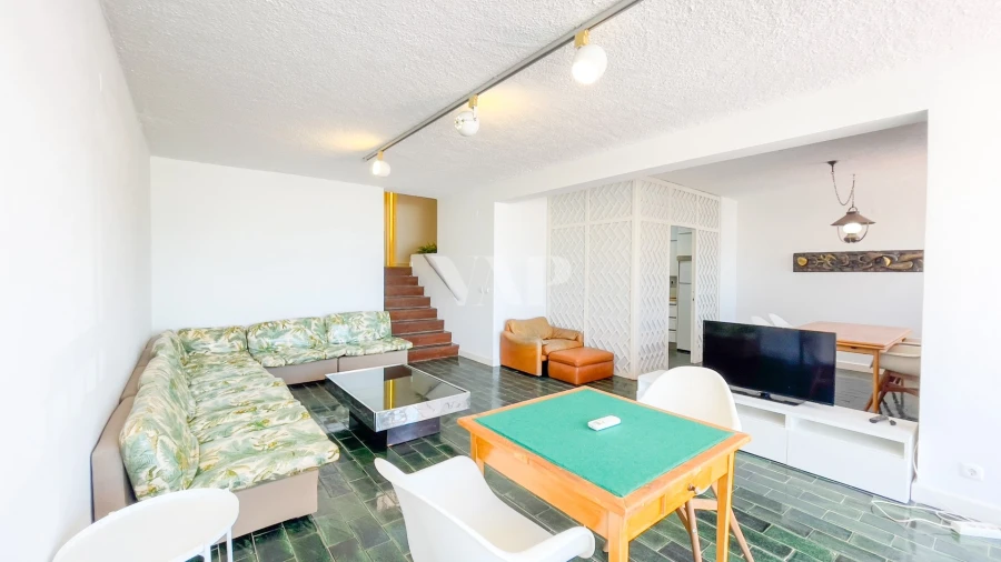 Apartamento T2 para Venda em Quarteira Foto 6