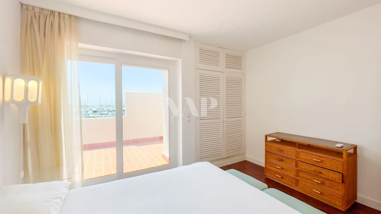 Apartamento T2 para Venda em Quarteira Foto 13