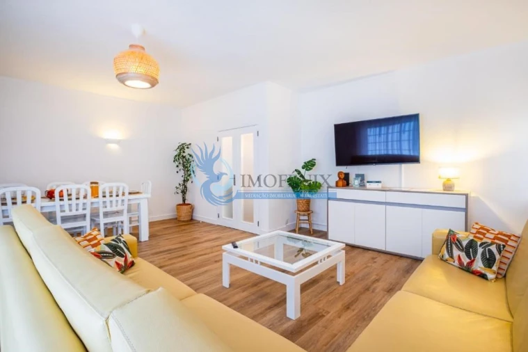 Moradia T6 para Venda em Albufeira e Olhos de Água Foto 10