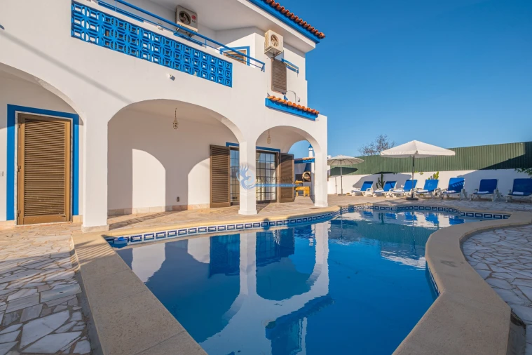 Moradia T6 para Venda em Albufeira e Olhos de Água Foto 33