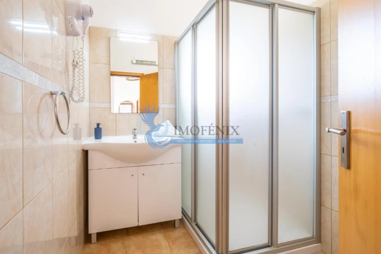 Moradia T6 para Venda em Albufeira e Olhos de Água Foto 23