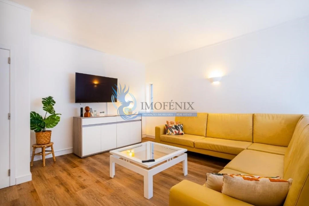 Moradia T6 para Venda em Albufeira e Olhos de Água Foto 11