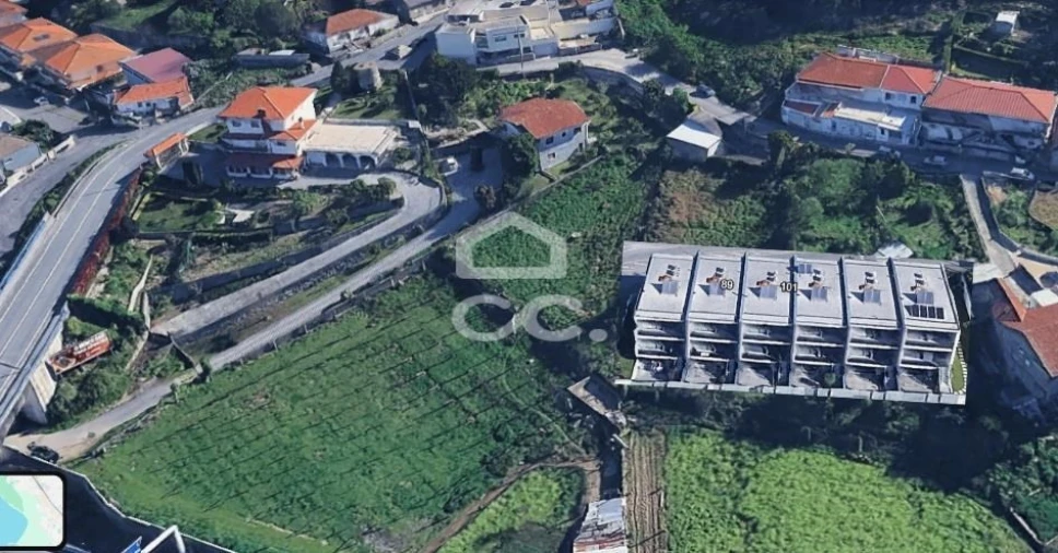 Terreno para Venda em Candoso (São Martinho) Foto 9